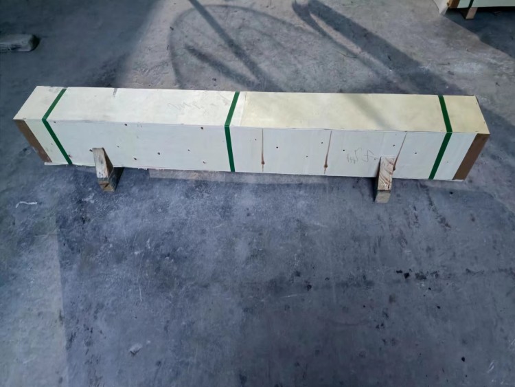 泰州靖江某量具订做的大理石平台已送货到厂